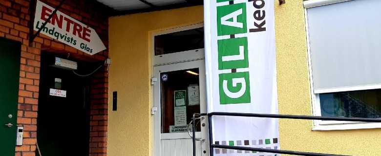 Glaskedjan entre